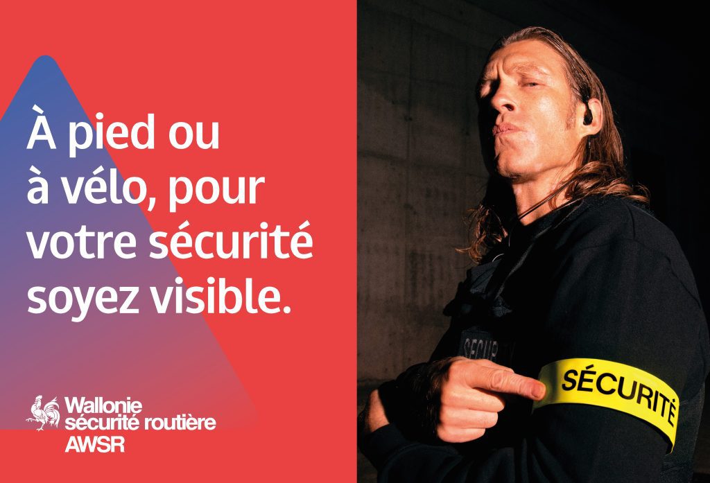 Campagne Visibilite affiche autoroute videur